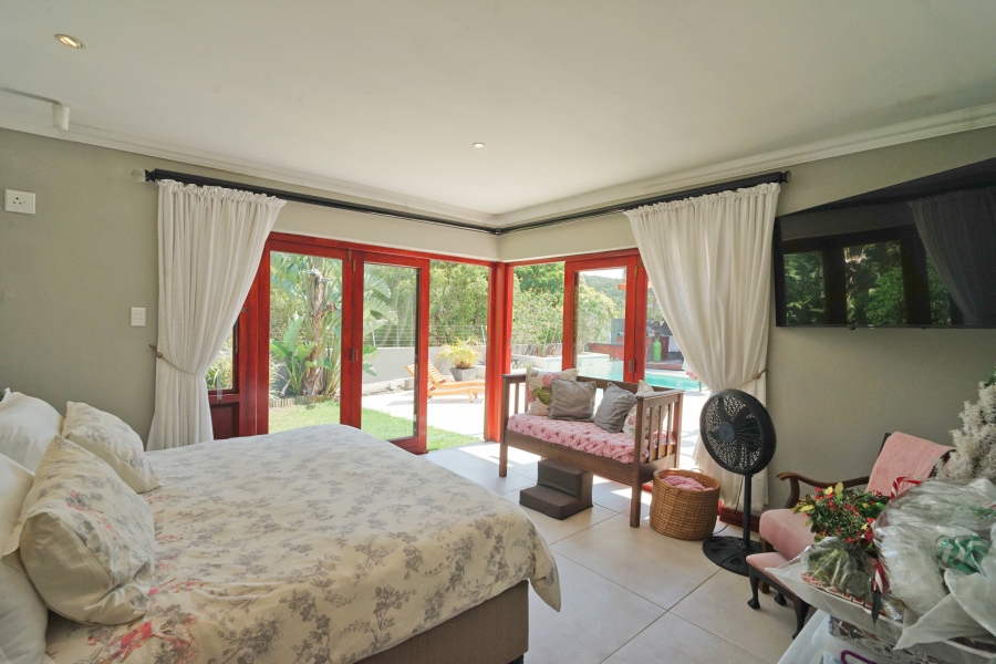 To Let 5 Bedroom Property for Rent in Beacon Bay Eastern Cape